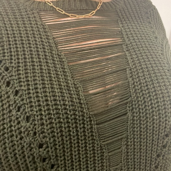 Army Green Sweater - Picture 3 of 3